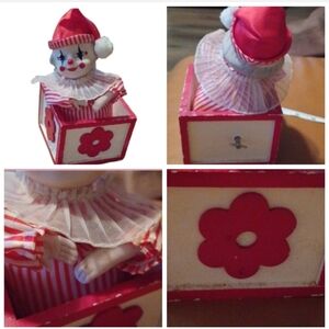 🏍vintage Red and White Jack-in-the-Box Toy